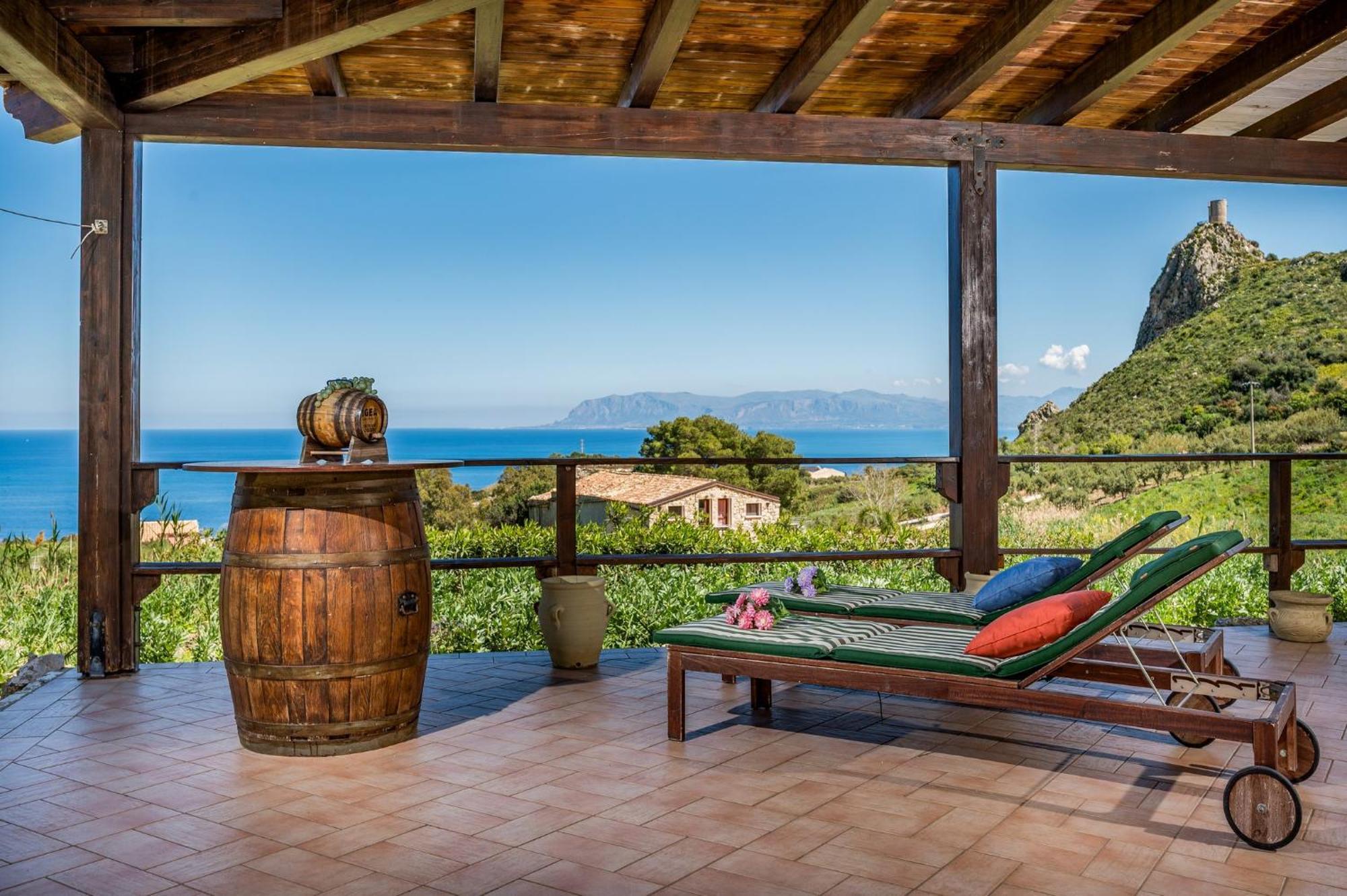 Anna E Cantina Vito Vicinissimi Riserva Dello Zingaro Сasa de vacaciones Scopello (Sicily)